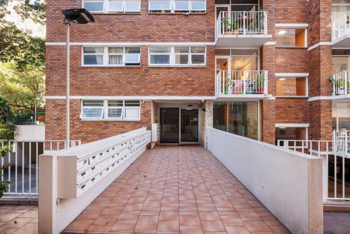Studio Apt With Parking Balcony & Water Views Sydney Exterior foto